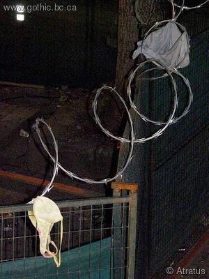 Abandon bra!