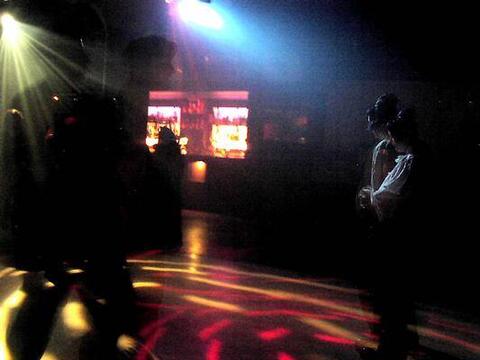 Claire Voyant & Jenifer McLaren show, April 11th, 2002